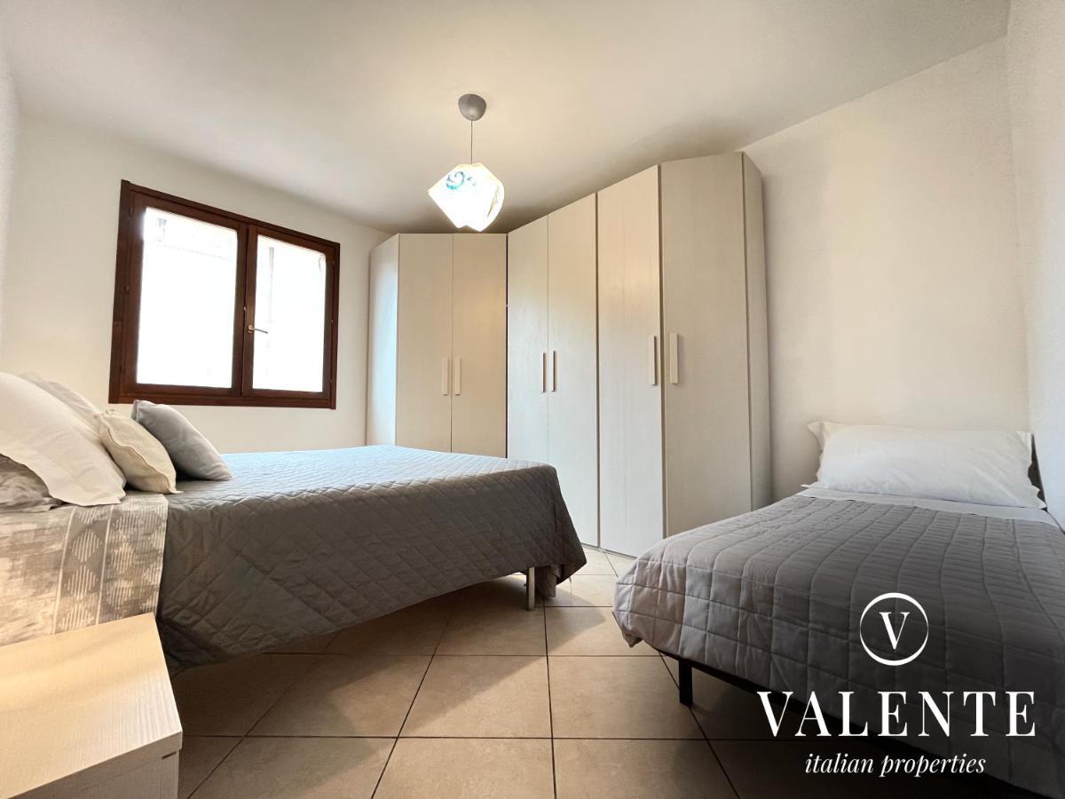 Altopascio Valente Properties Casa Con Giardino Kültér fotó